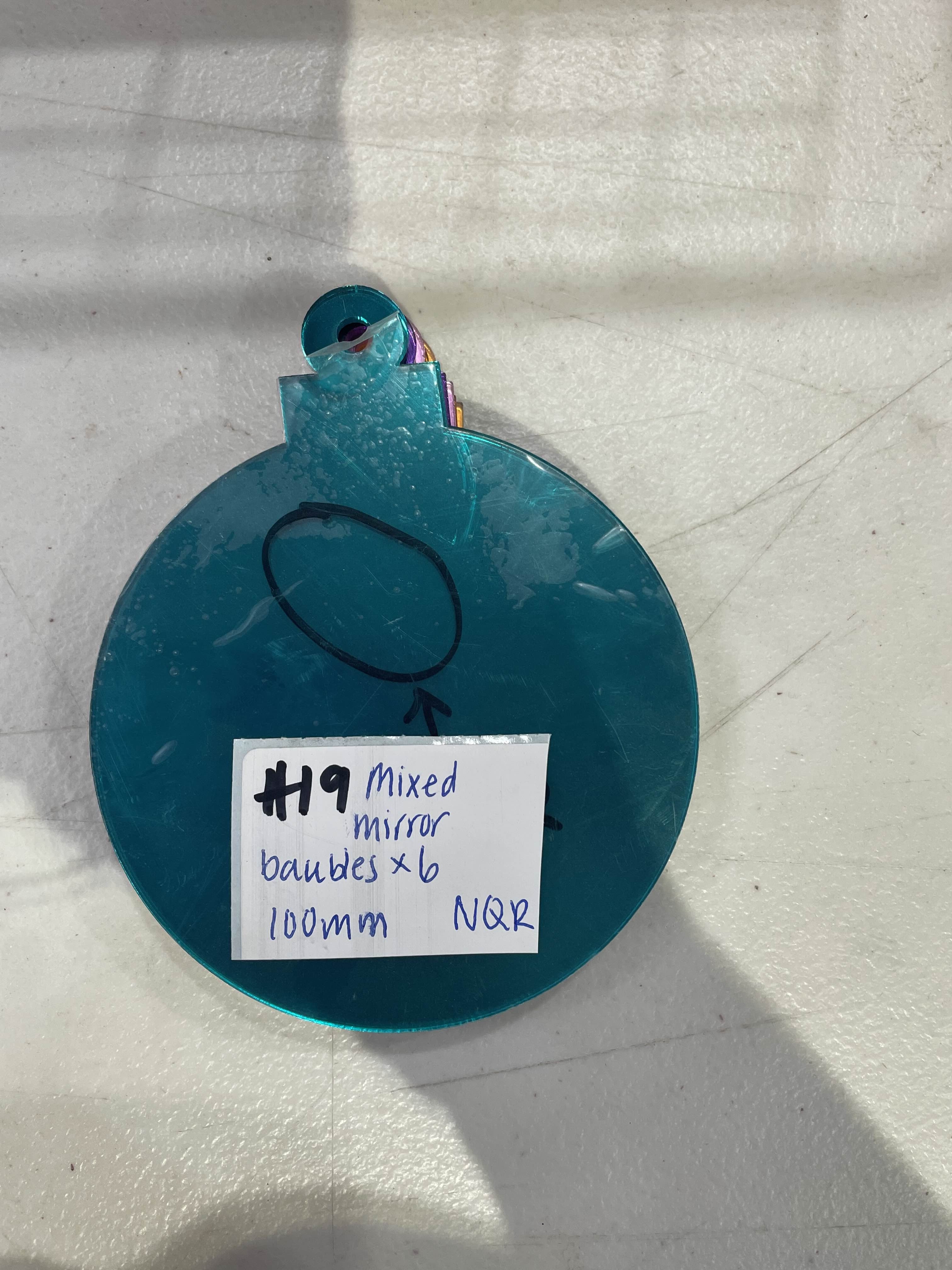 #19 - Mixed Mirror Baubles 100mm x 6 NQR