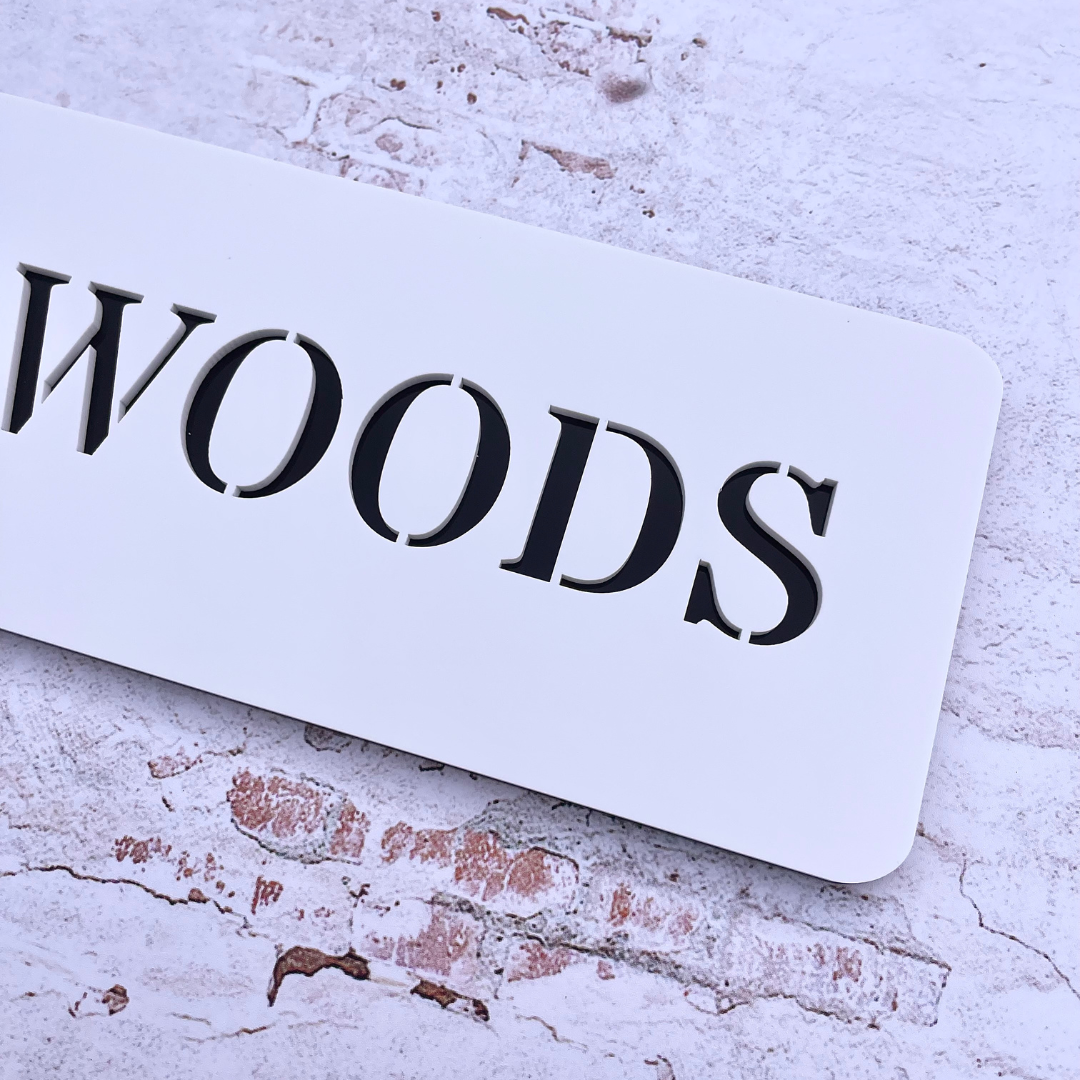 Single-line acrylic house number sign – 300mm x 100mm