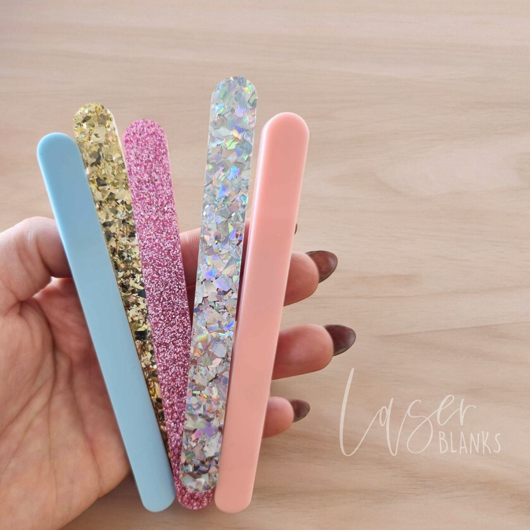 Colorful acrylic cake popsicle sticks in a 10-pack, perfect for creating cakesicles